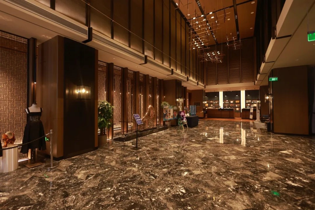 纵享归家之光，蓝景为朋福喜来登酒店营造至臻光憩体验！
