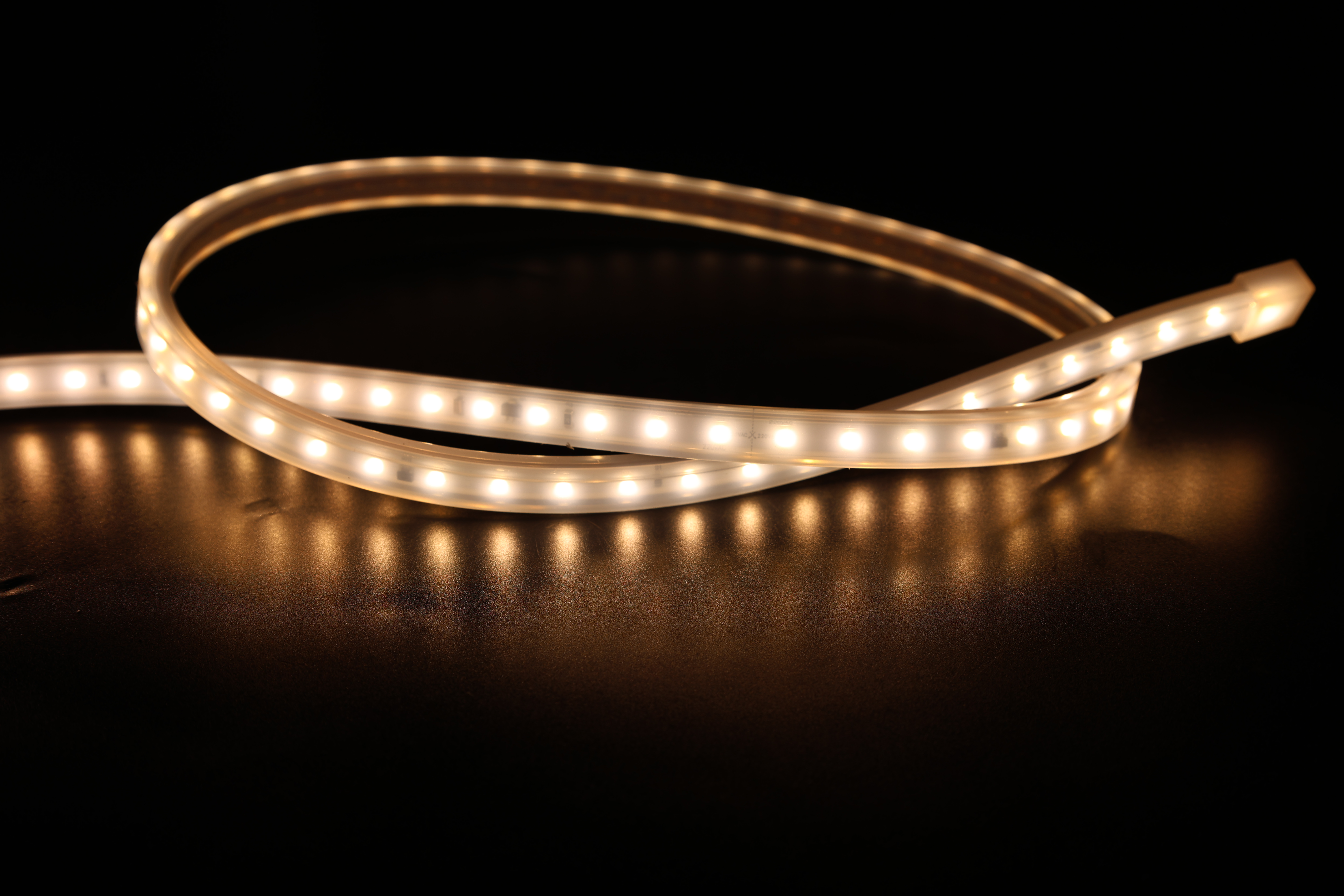  告别繁琐，点亮灵动轮廓 | 蓝景ASN2-3高压防水软条灯，定义空间光影美学!